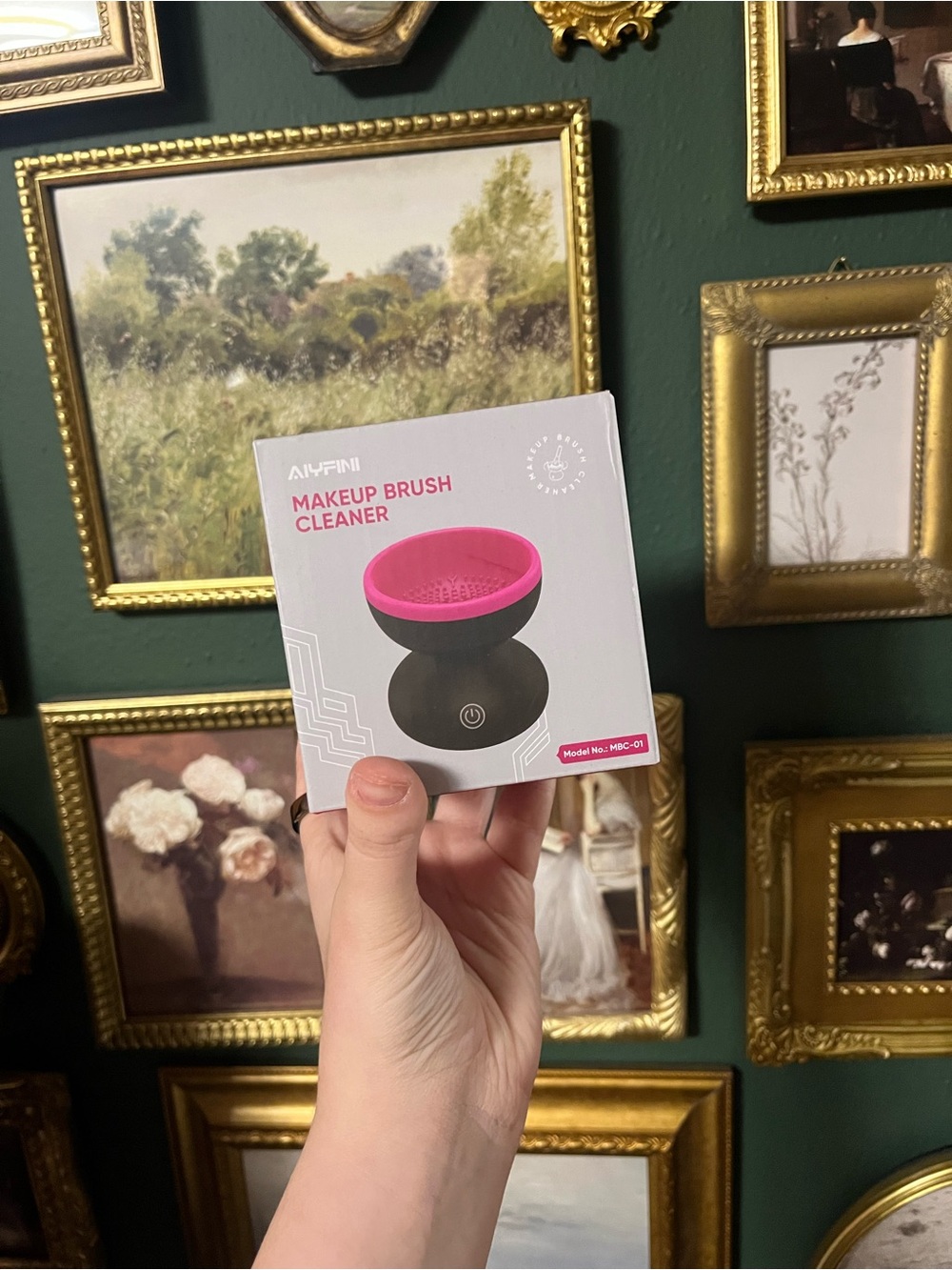 Aiyfini Makeup Brush Cleaner - Pink & Black